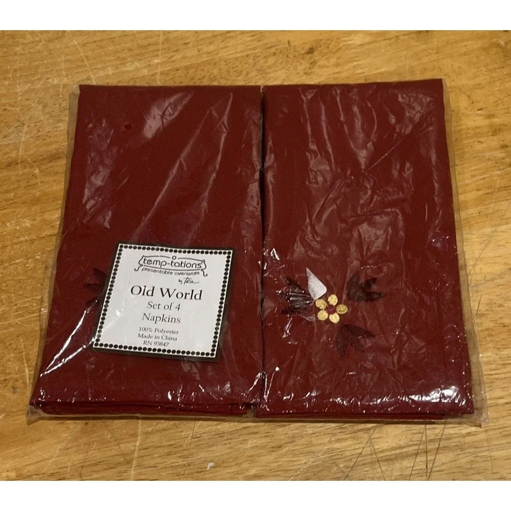 Old World Temp-Tations Burgundy Floral 4 Napkins‎ Maroon Red Flower Temptations
